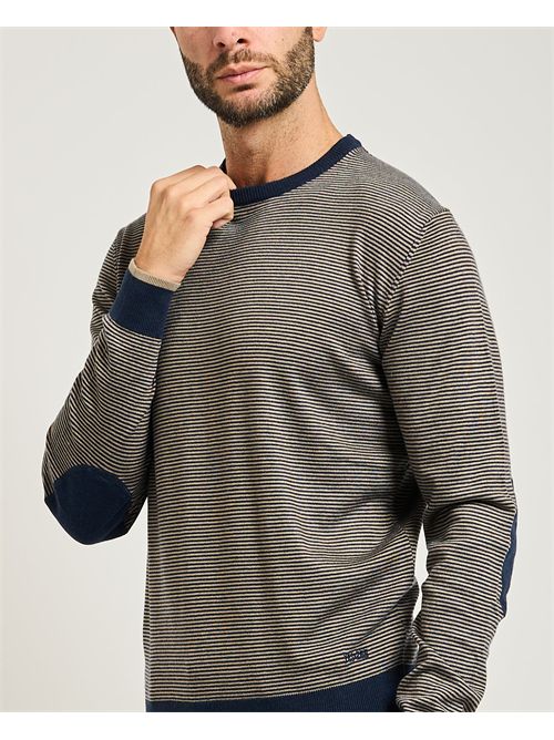 YES ZEE | M801-HM002713